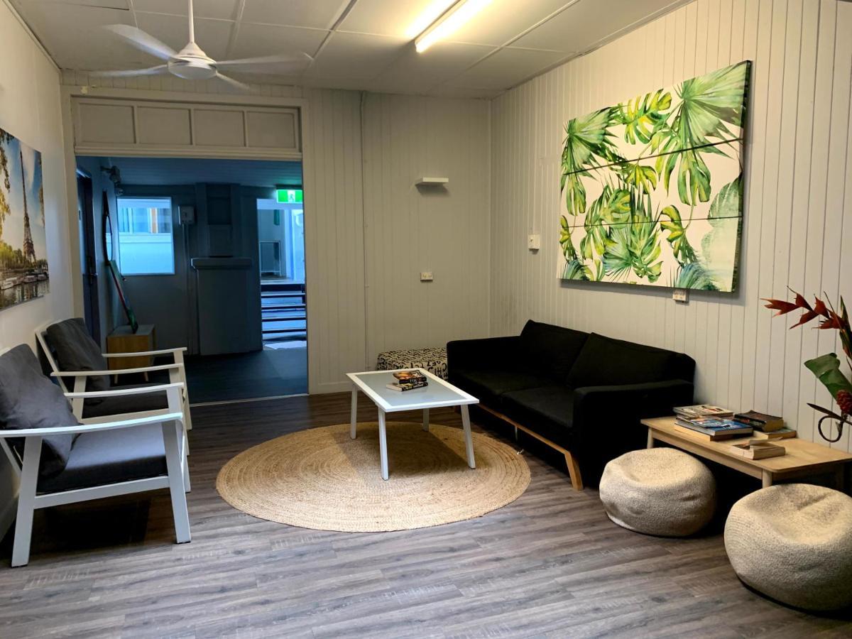 Mumma'S Hostel Cairns Bagian luar foto