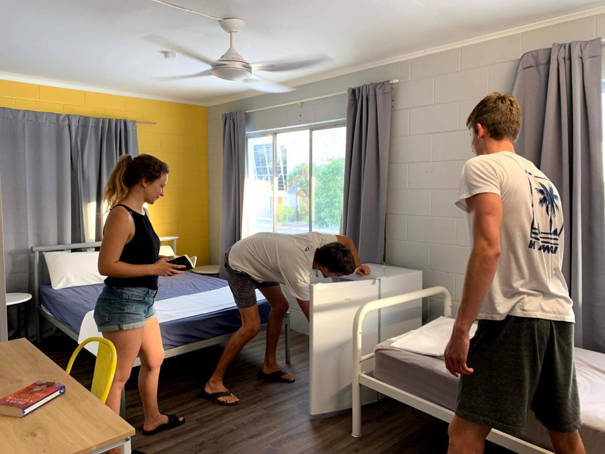 Mumma'S Hostel Cairns Bagian luar foto